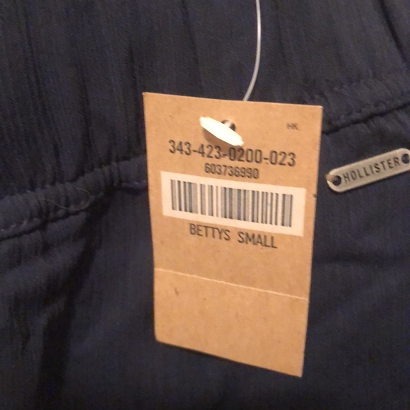 NWT HTF Rare Vintage Hollister Navy Blue ruffled tiered skirt. Beautiful details - Picture 5 of 12